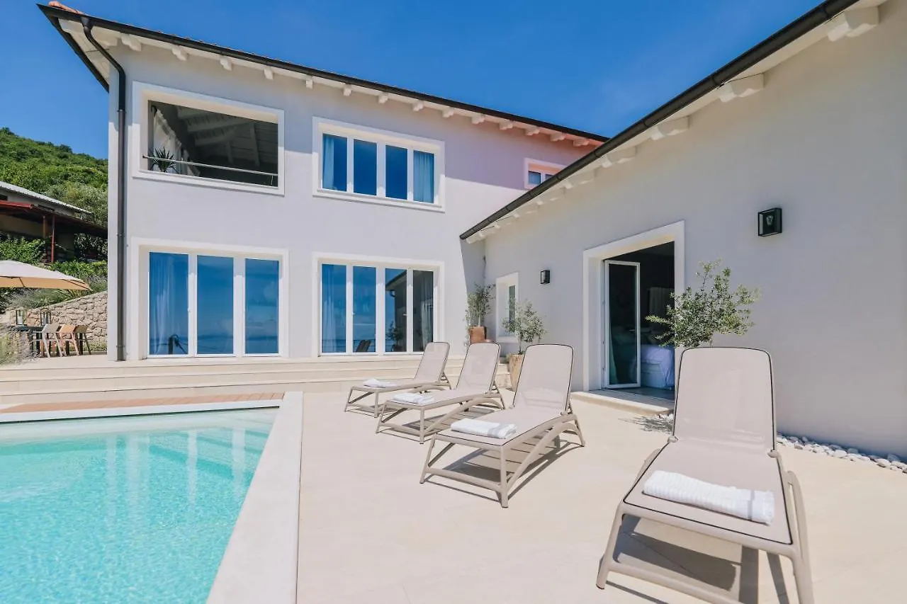 Villa Kaliterra - Your Home In Croatia! 密德维亚 克罗地亚