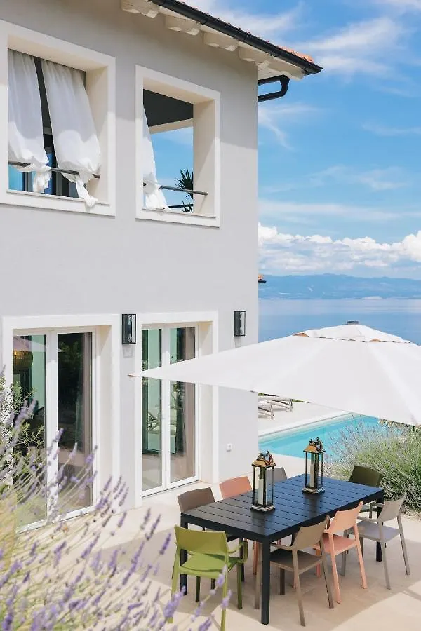 Villa Kaliterra - Your Home In Croatia! 密德维亚